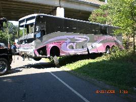 rt80_bus_crash_8_22_08___15_.jpg